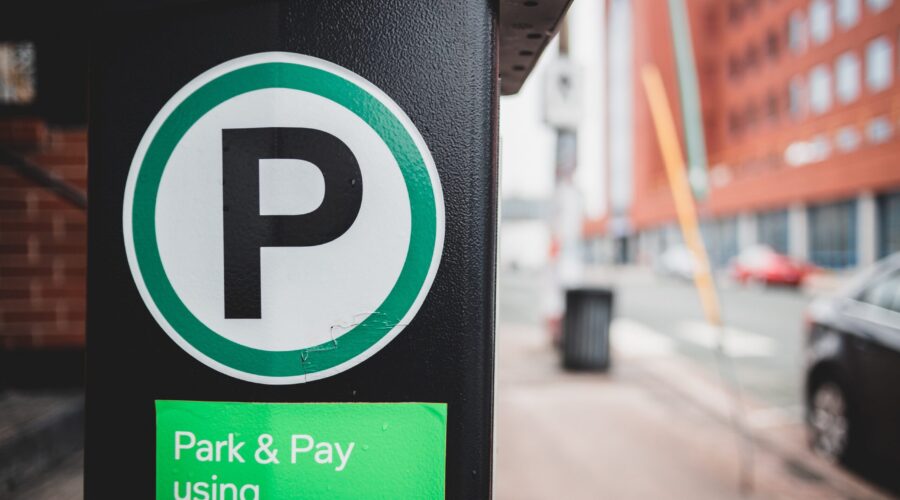 Step-by-Step Guide: Pay Parking by SMS in Abu Dhabi